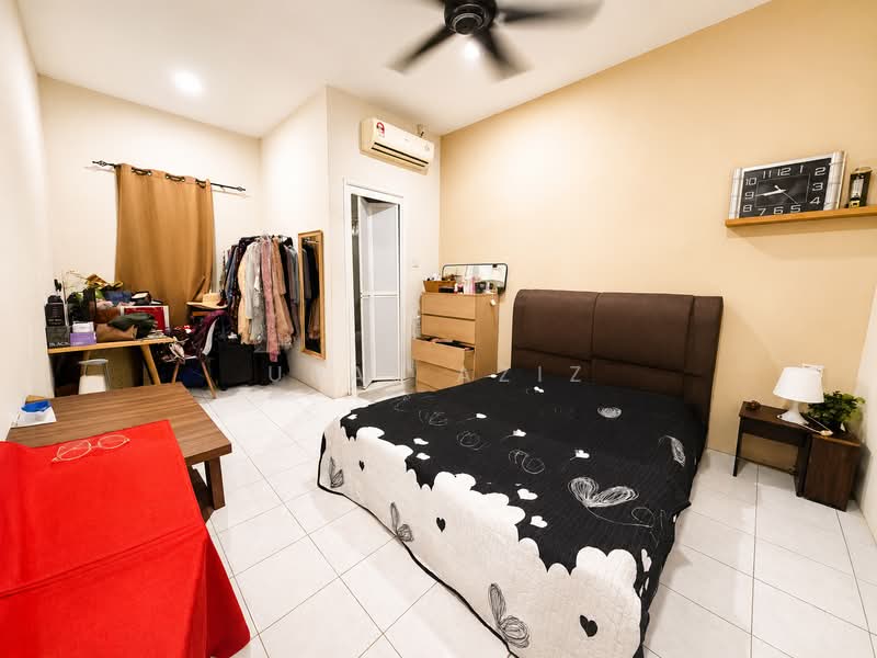1-storey Terraced House for Sale in Taman Meru Putra (Kapar) - Ubai Aziz - Bedroom - PropertyGuru.com.my