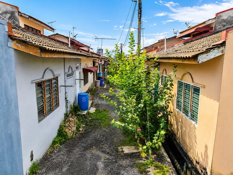 1-storey Terraced House for Sale in Taman Meru Putra (Kapar) - Ubai Aziz - Exterior - PropertyGuru.com.my