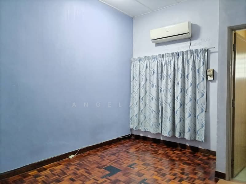 2-storey Terraced House for Sale in SS18 (Subang Jaya) - Angela Ng - Interior - PropertyGuru.com.my