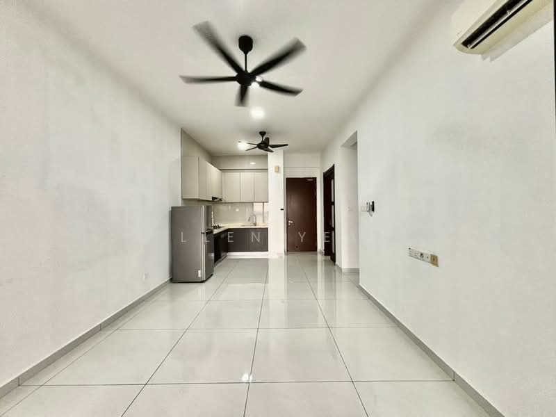 Condominium for Rent at Bay Point @ Country Garden Danga Bay - Ellen Yeap - Living Room - PropertyGuru.com.my