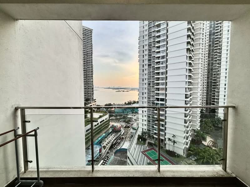 Condominium for Rent at Bay Point @ Country Garden Danga Bay - Ellen Yeap - Balcony - PropertyGuru.com.my