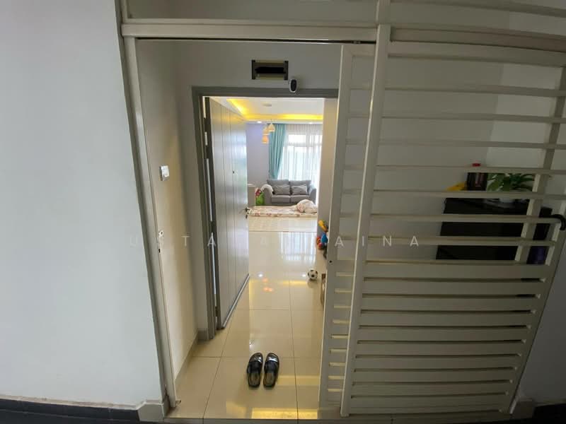 Kondominium untuk Dijual di Dwiputra Residences - Ustazah Aina - Living Room - PropertyGuru.com.my