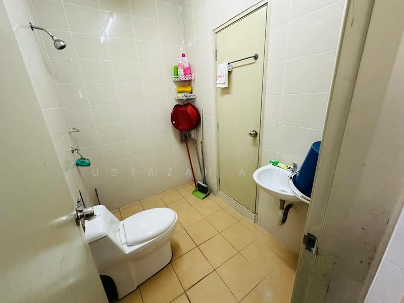 Rumah Teres untuk Dijual di Semenyih (Selangor) - Ustazah Aina - Bathroom - PropertyGuru.com.my