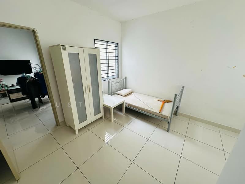 Rumah Teres untuk Dijual di Semenyih (Selangor) - Ustazah Aina - Bedroom - PropertyGuru.com.my