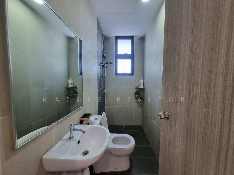 Kondominium untuk Disewa di Legasi Kampung Bharu - Maznee Realtor - Bathroom - PropertyGuru.com.my