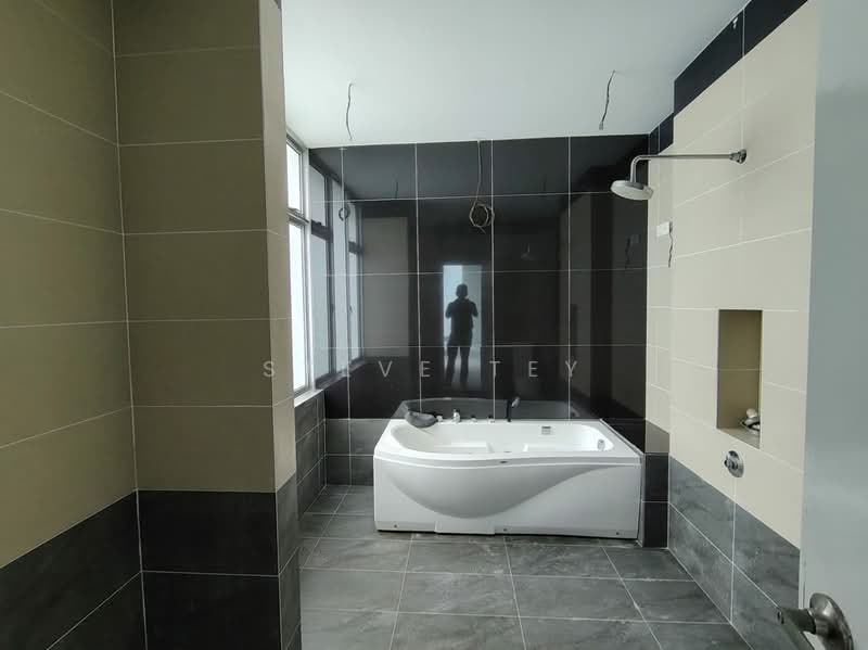 Semi-Detached House for Sale in Nusa Duta (Iskandar Puteri (Nusajaya)) - Steve Tey - Bathroom - PropertyGuru.com.my