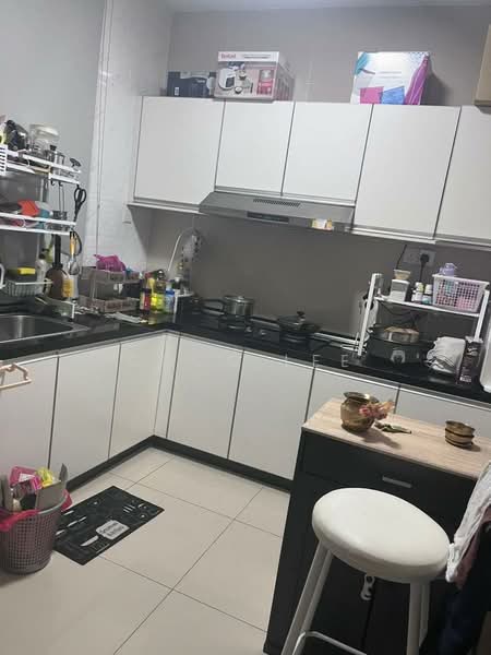 Service Residence for Sale at Pandan Residence - Coco Lee - Kitchen - PropertyGuru.com.my