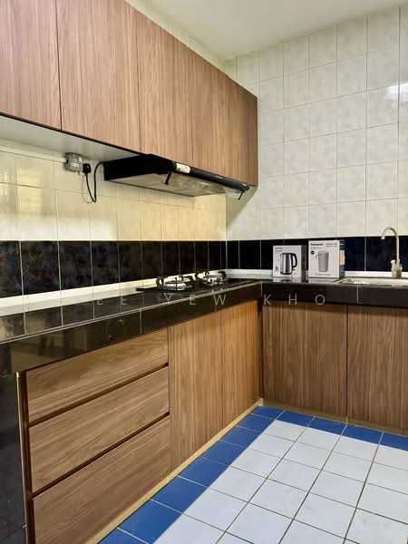 Condominium for Rent at Endah Regal Condominium - Yee Yew Kho - Kitchen - PropertyGuru.com.my