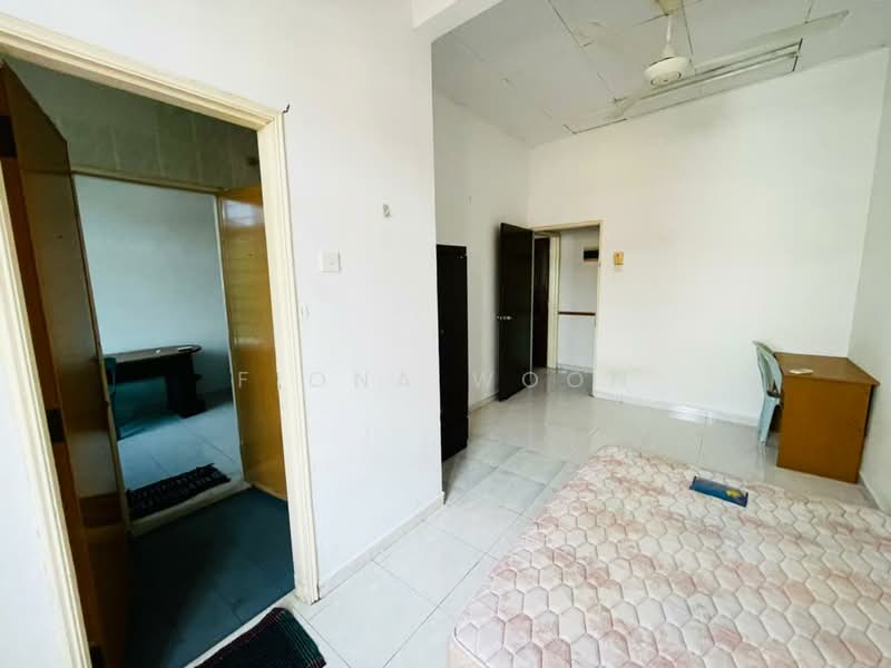 2-storey Terraced House for Sale in Bukit Beruang (Bukit Baru) - Fiona Woon - PropertyGuru.com.my