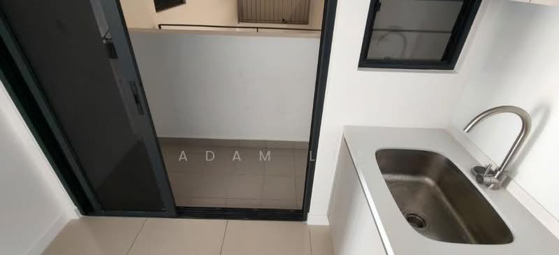 Kondominium untuk Dijual di Skyline KL - Adam Lee - Balcony - PropertyGuru.com.my