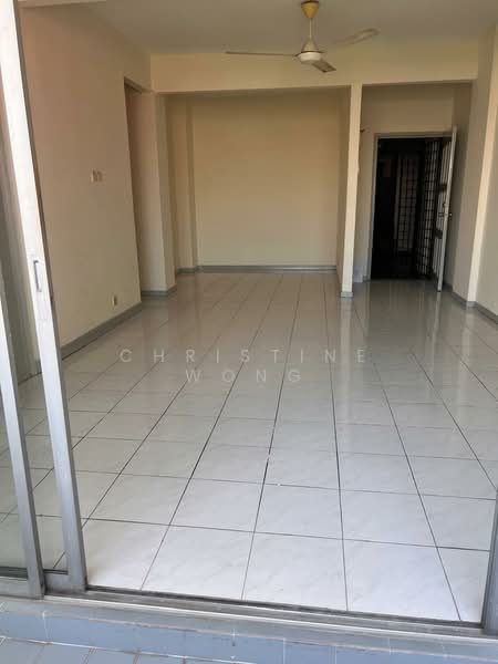 Kondominium untuk Disewa di Bukit OUG Condominiums - Christine Wong - Living Room - PropertyGuru.com.my
