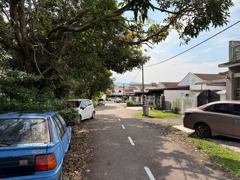 1-storey Terraced House for Sale in Taman Universiti (Skudai) - Fu Heng Chong - Exterior - PropertyGuru.com.my