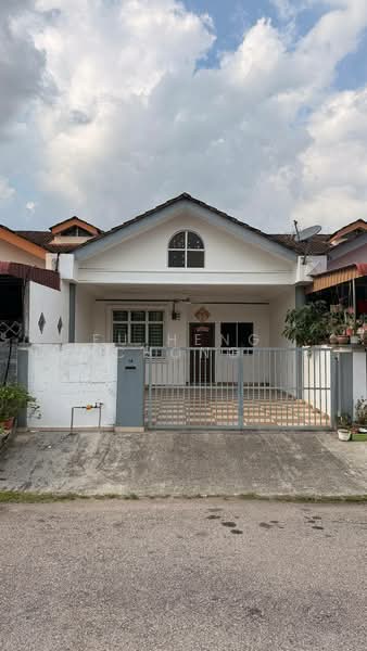 1-storey Terraced House for Sale in Taman Nusa Bestari 2 (Iskandar Puteri (Nusajaya)) - Fu Heng Chong - Exterior - PropertyGuru.com.my