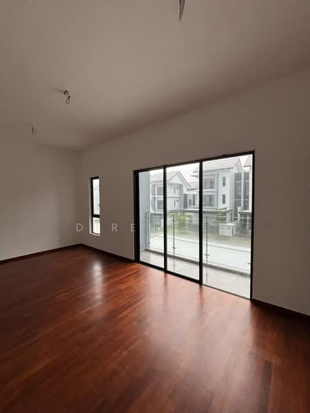 Semi-Detached House for Sale in Ampang (Selangor) - Diren Tee - Living Room - PropertyGuru.com.my