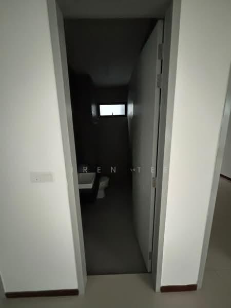 Semi-Detached House for Sale in Ampang (Selangor) - Diren Tee - Bathroom - PropertyGuru.com.my