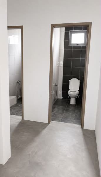 Shop for Rent in Taman Sutera (Kajang) - Soon Sheng Law - Bathroom - PropertyGuru.com.my