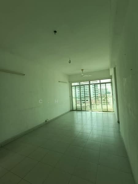 Pangsapuri untuk Dijual di Pangsapuri Sri Chempa - C.H. Lee - Living Room - PropertyGuru.com.my