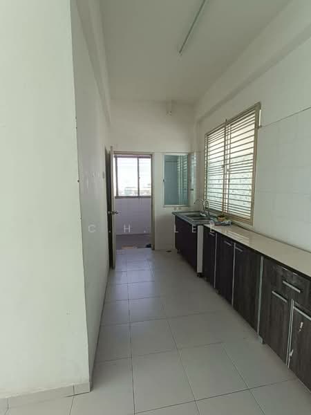 Pangsapuri untuk Dijual di Pangsapuri Sri Chempa - C.H. Lee - Kitchen - PropertyGuru.com.my