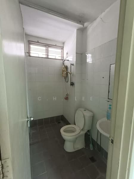 Pangsapuri untuk Dijual di Pangsapuri Sri Chempa - C.H. Lee - PropertyGuru.com.my
