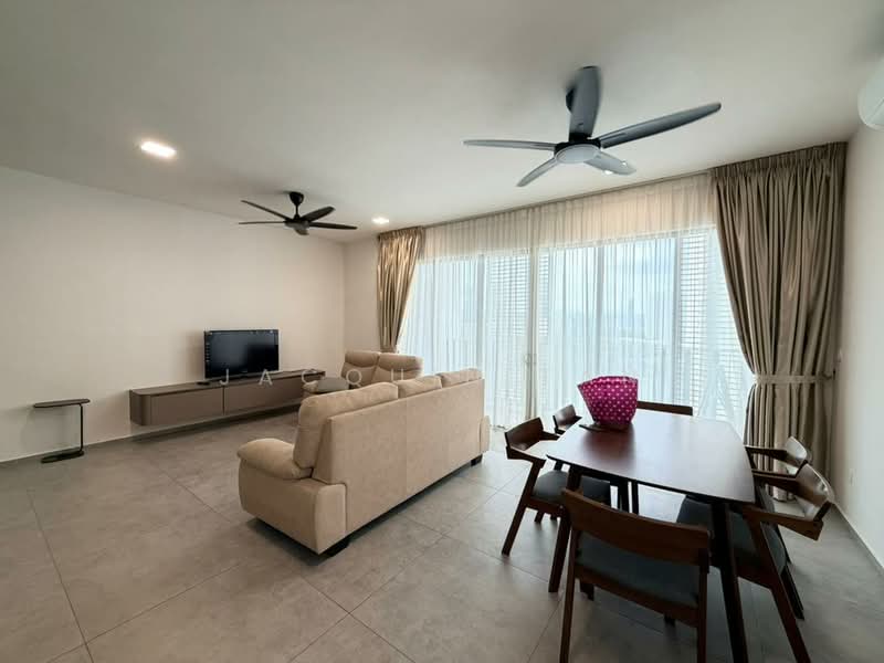 Kondominium untuk Disewa di SkyVogue - Jacquin Tan - Living Room - PropertyGuru.com.my
