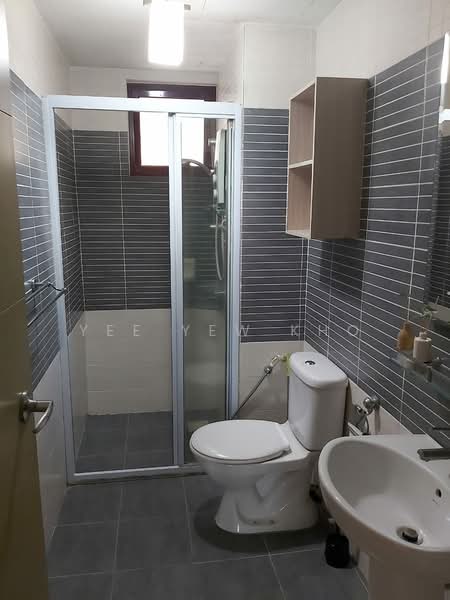 Condominium for Rent at Savanna Condominium - Yee Yew Kho - Bathroom - PropertyGuru.com.my