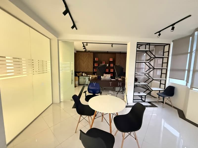 Shop / Office for Rent in Medan Istana (Ipoh) - Ainsley Thong - Interior - PropertyGuru.com.my