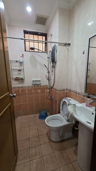 Rumah Teres 2 Tingkat untuk Disewa di Ara Damansara (Selangor) - Celine Chin - PropertyGuru.com.my