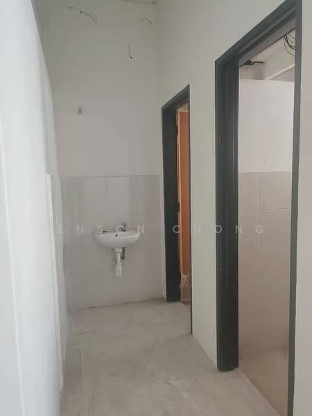 Office for Rent in Durian Tunggal (Melaka) - Benson Chong - Interior - PropertyGuru.com.my