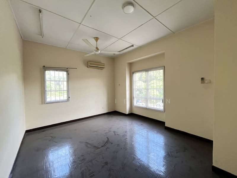 2-storey Terraced House for Sale in Kota Kemuning (Shah Alam) - Charlie Gan - PropertyGuru.com.my