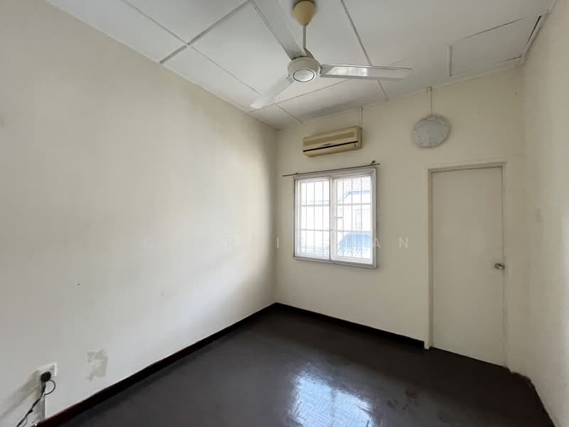 2-storey Terraced House for Sale in Kota Kemuning (Shah Alam) - Charlie Gan - PropertyGuru.com.my