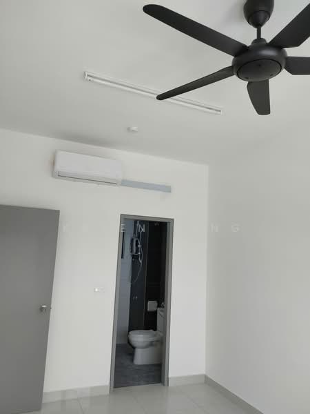 Servis Apartment untuk Disewa di Traders Garden @ Cheras Selatan - Karen Tang - Bathroom - PropertyGuru.com.my