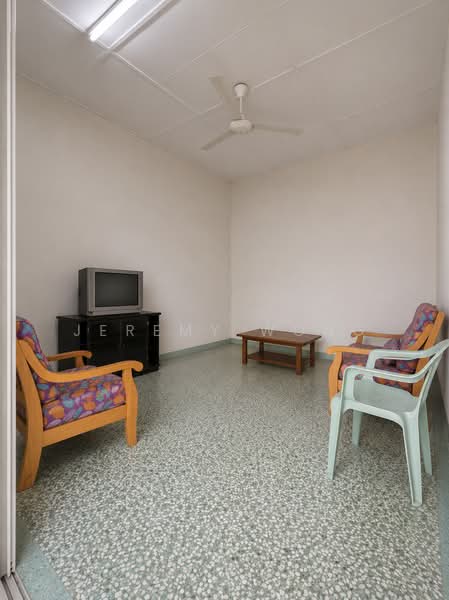 Rumah Teres 1 Tingkat untuk Dijual di SS3 (Petaling Jaya) - Jeremy Wong - Living Room - PropertyGuru.com.my