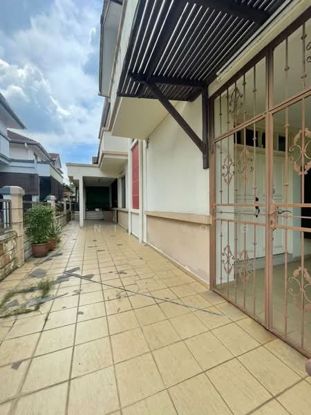 Rumah Berkembar untuk Dijual di Taman Mount Austin (Tebrau) - Daniel Yong - Exterior - PropertyGuru.com.my