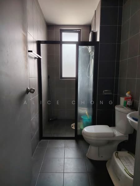 Servis Apartment untuk Disewa di The Netizen - Alice Chong - Bathroom - PropertyGuru.com.my
