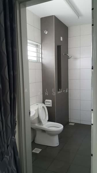 Rumah Teres untuk Disewa di Bandar Botanic (Klang) - Arylene Ang - Bathroom - PropertyGuru.com.my