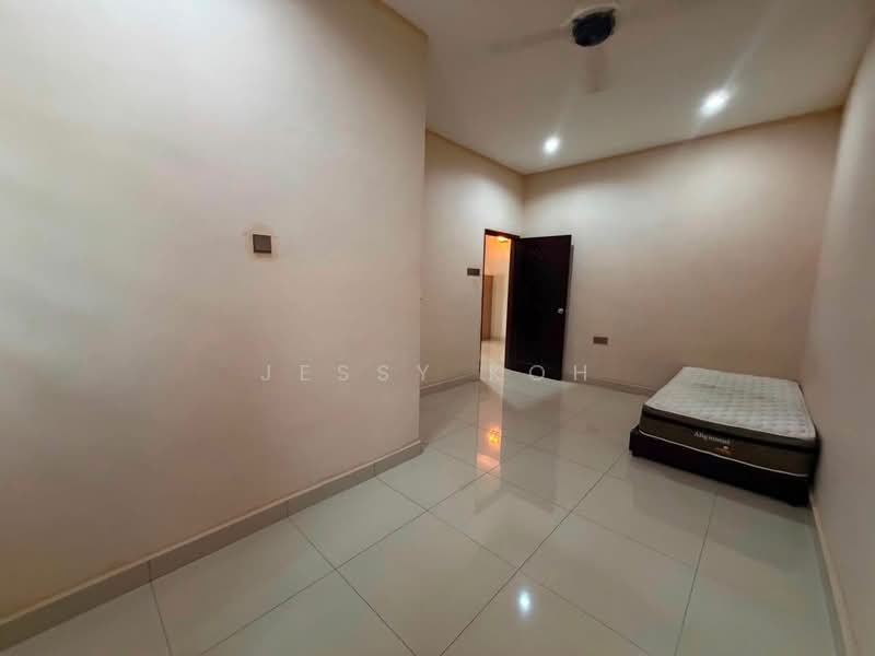 Rumah Teres 2 Tingkat untuk Disewa di Taman Pulai Utama (Skudai) - Jessy Koh - Bedroom - PropertyGuru.com.my