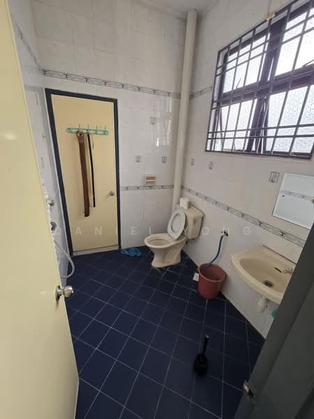 2-storey Terraced House for Sale in Taman Desa Cemerlang (Ulu Tiram) - Daniel Yong - Bathroom - PropertyGuru.com.my