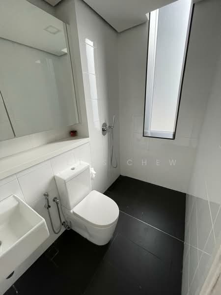 Pejabat untuk Disewa di Mont Kiara (Kuala Lumpur) - Willis Chew - Bathroom - PropertyGuru.com.my