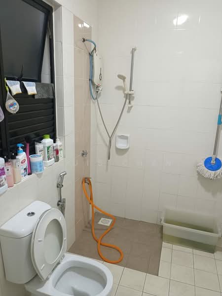 Rumah Teres 2 Tingkat untuk Dijual di Kota Bayuemas (Klang) - Louis Chan - Bathroom - PropertyGuru.com.my