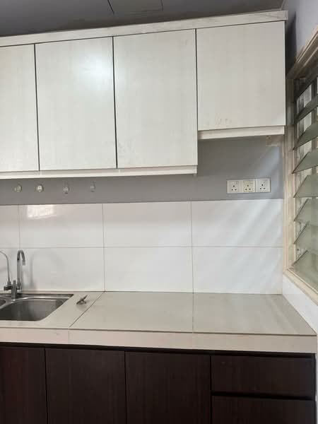 Rumah Teres 3 Tingkat untuk Disewa di Taman Sri Segambut (Segambut) - Jasemin Chia - Kitchen - PropertyGuru.com.my