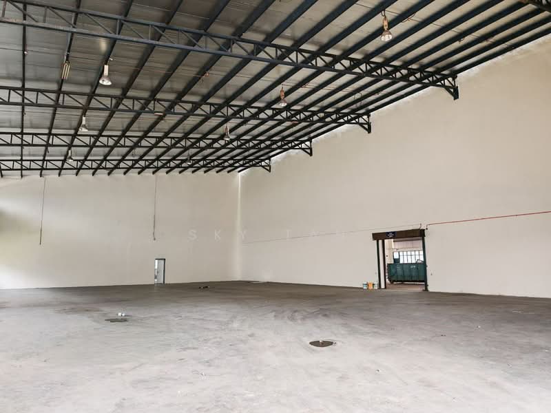 Factory for Rent in Taman Gembira (Tampoi) - Sky Tan - Interior - PropertyGuru.com.my