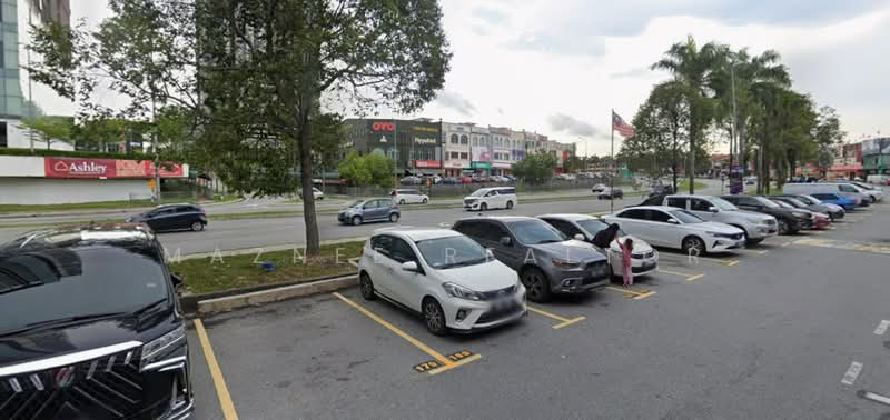 Shop / Office for Rent in Seksyen 8 (Bangi) - Maznee Realtor - Exterior - PropertyGuru.com.my