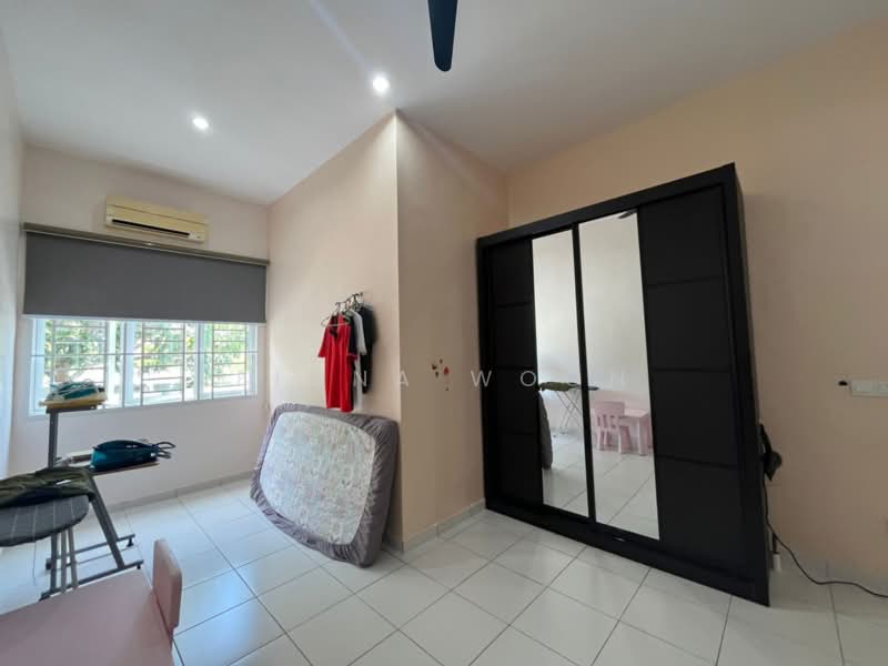 Rumah Teres 2 Tingkat untuk Dijual di Taman Satu Krubong (Krubong) - Fiona Woon - Bedroom - PropertyGuru.com.my