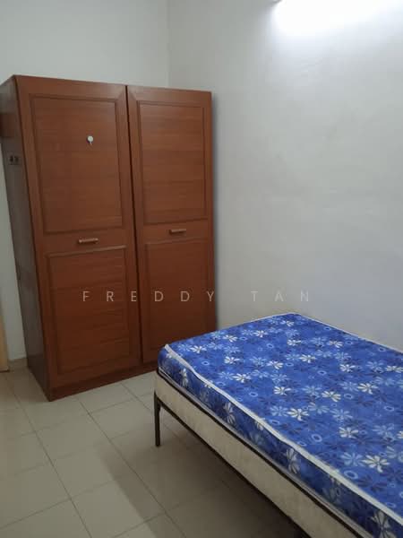 Pangsapuri untuk Dijual di Melati Apartments - Freddy Tan - Bedroom - PropertyGuru.com.my