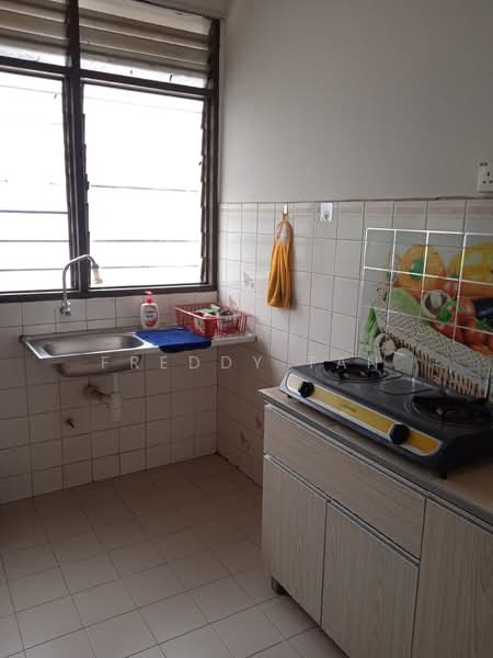 Pangsapuri untuk Dijual di Melati Apartments - Freddy Tan - PropertyGuru.com.my
