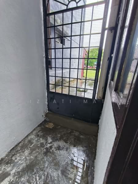 Apartment for Sale at Kiambang Apartment - Izzati Mat - Entrance - PropertyGuru.com.my
