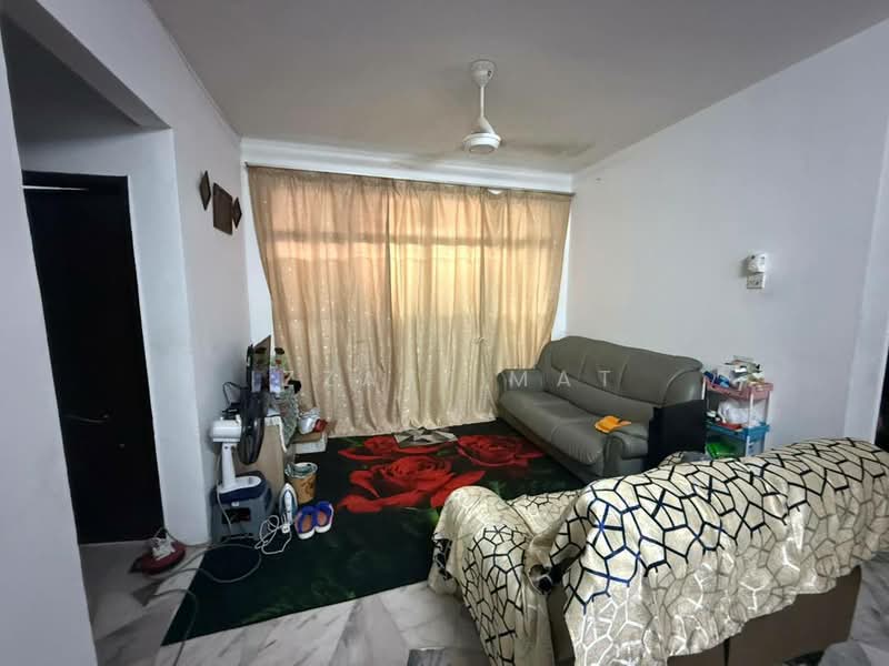 Apartment for Sale at Kiambang Apartment - Izzati Mat - Living Room - PropertyGuru.com.my