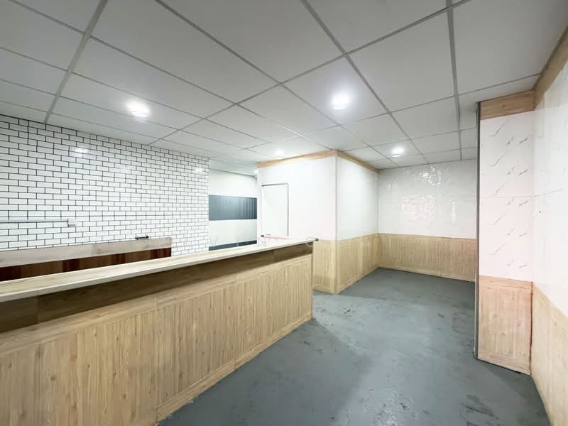 Shop for Sale in Kampar (Perak) - Kevin Chai - Interior - PropertyGuru.com.my