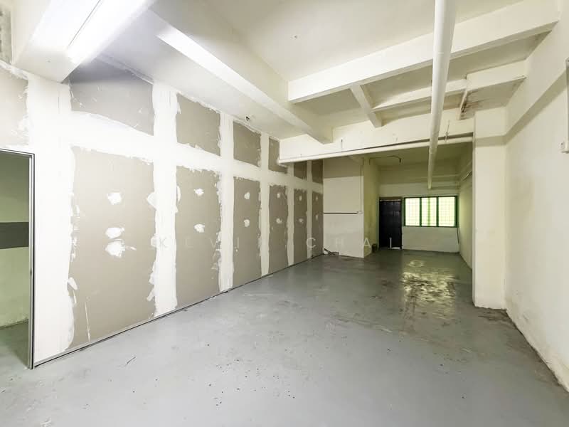 Shop for Sale in Kampar (Perak) - Kevin Chai - Interior - PropertyGuru.com.my