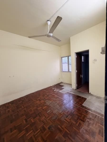 Apartment for Rent at Pangsapuri Mutiara Subang - Chong Yien Chin - PropertyGuru.com.my